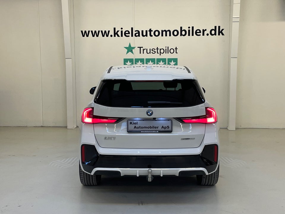 BMW iX1 eDrive20 M-Sport 5d