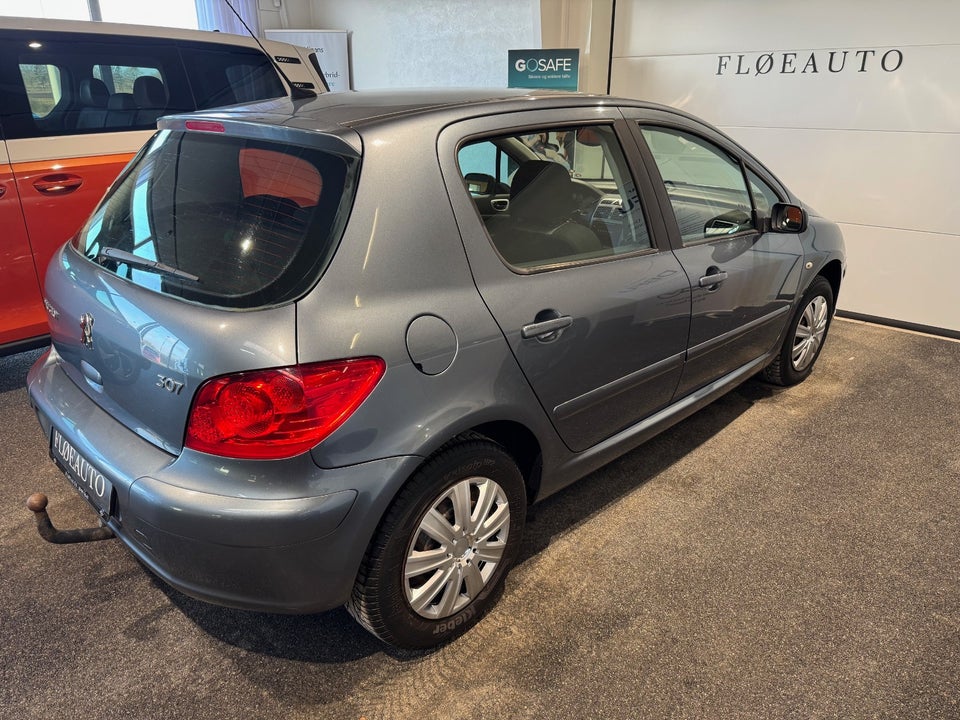 Peugeot 307 1,6 Creative 5d