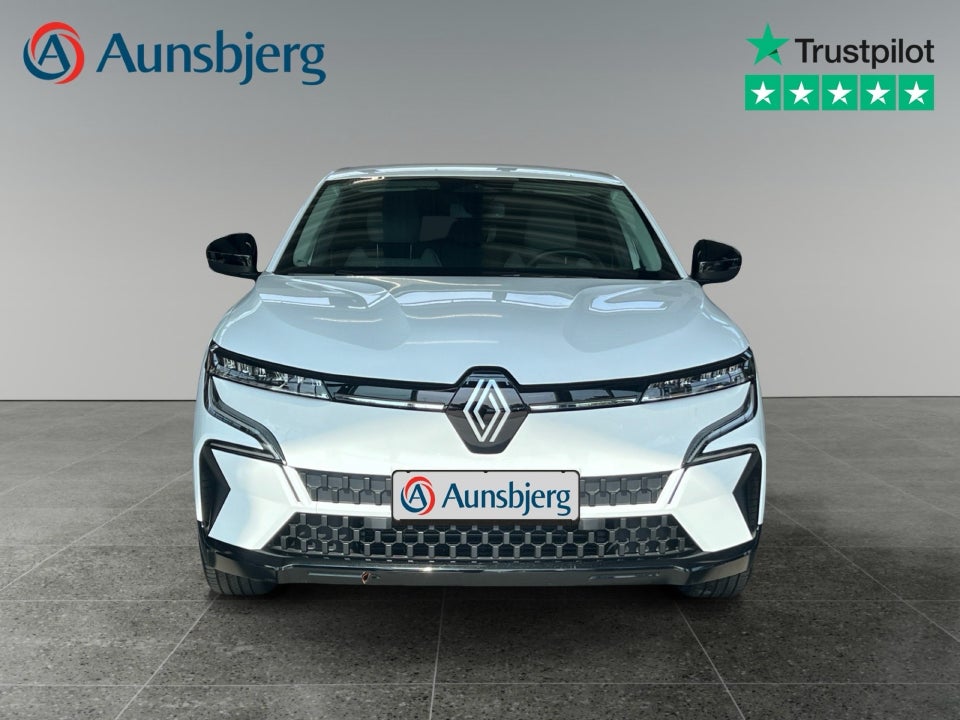 Renault Megane E-Tech 40 Equilibre 5d