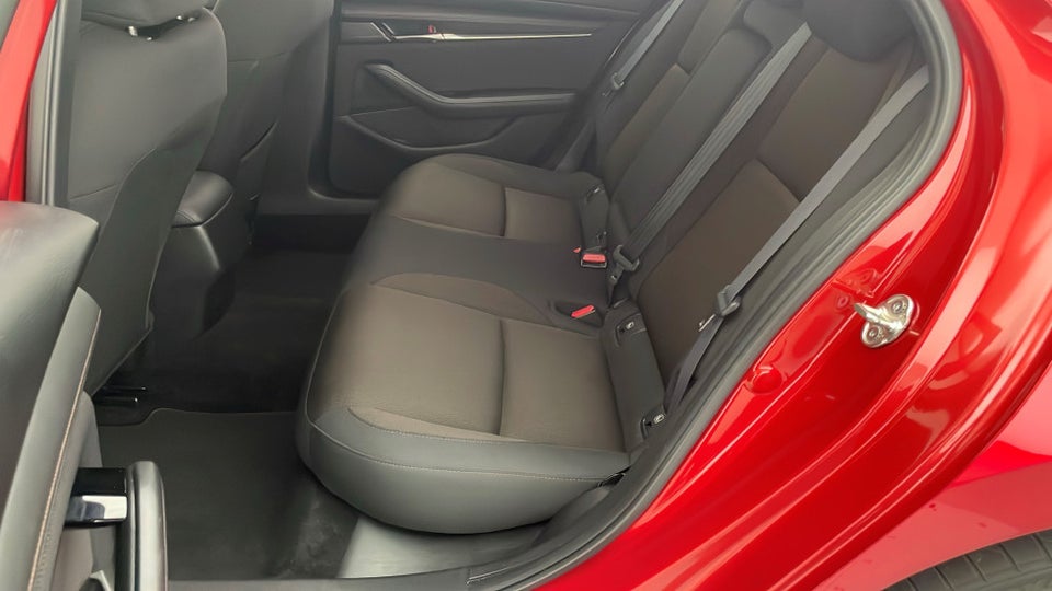 Mazda 3 2,0 e-SkyActiv-G 150 Sky 5d