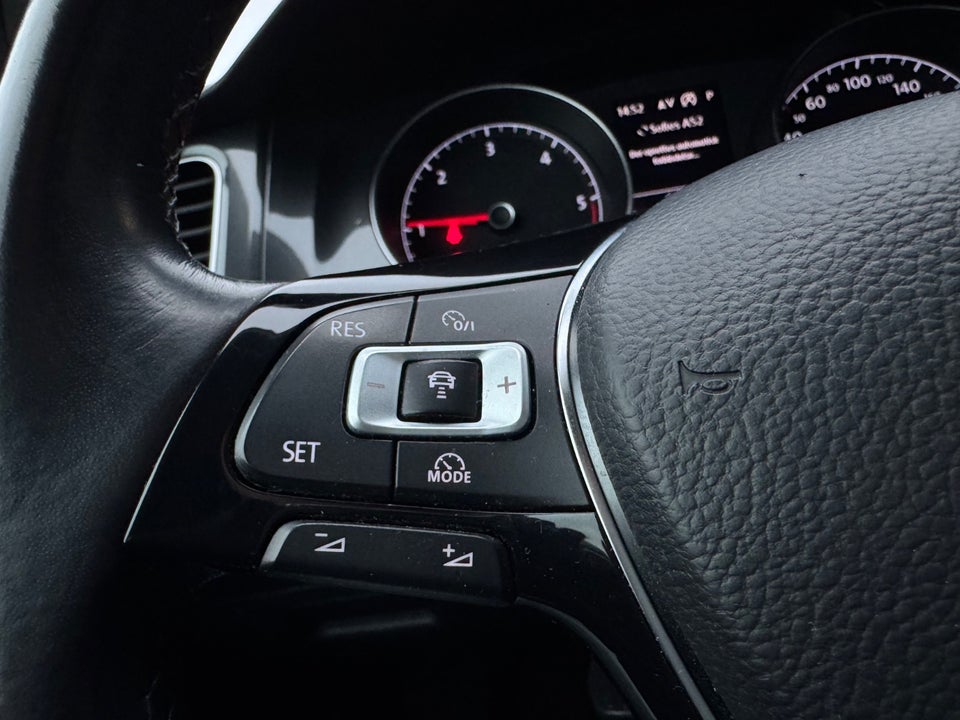 VW Golf VII 1,6 TDi 115 Comfortline Variant DSG 5d