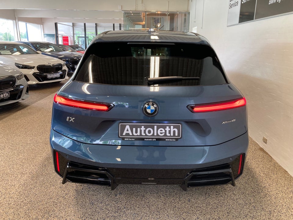 BMW iX xDrive45 M-Sport 5d