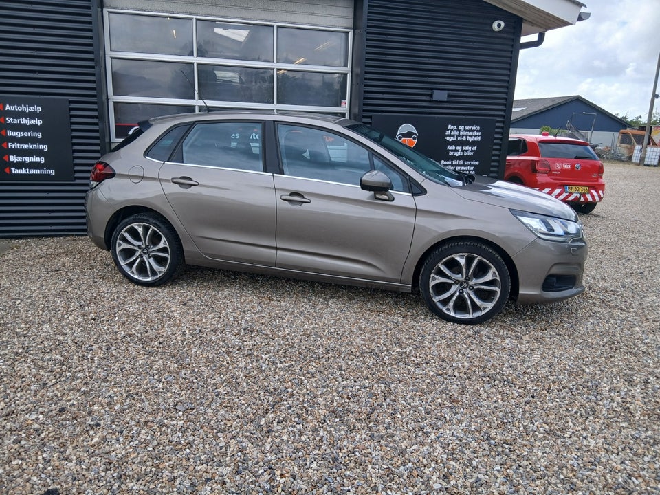 Citroën C4 1,2 PureTech 110 Feel 5d