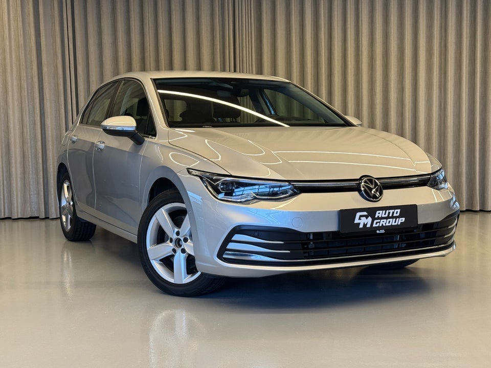 VW Golf VIII 1,4 eHybrid DSG 5d