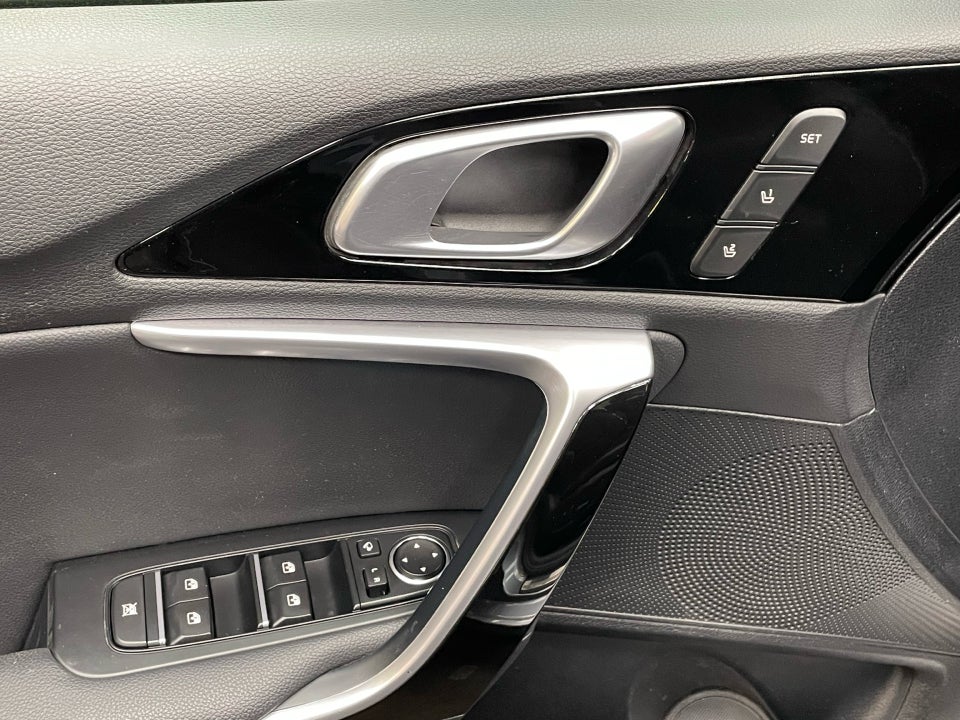 Kia Ceed 1,6 PHEV Upgrade+ SW DCT 5d