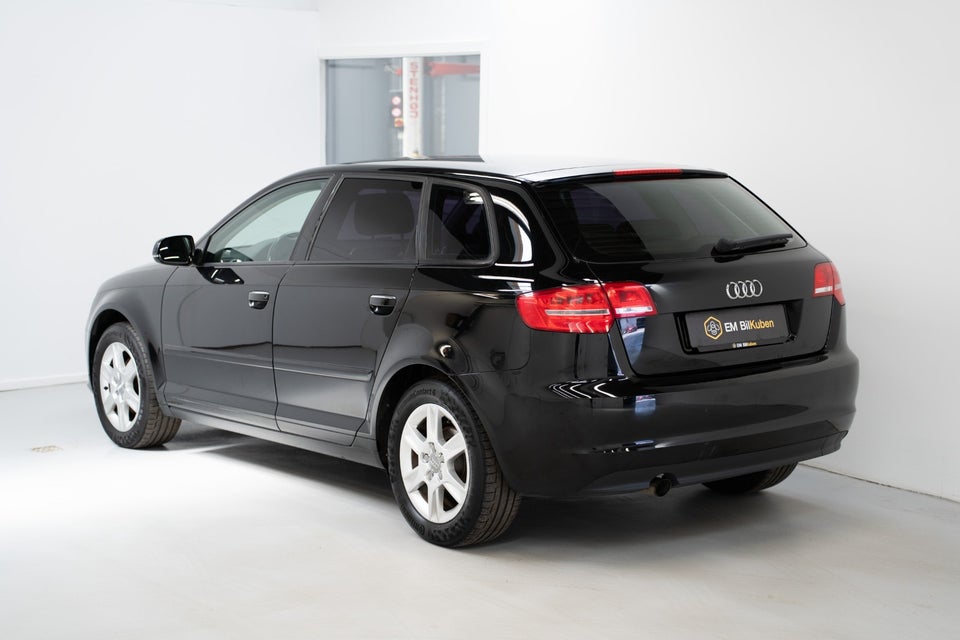 Audi A3 1,6 TDi Ambiente Sportback 5d