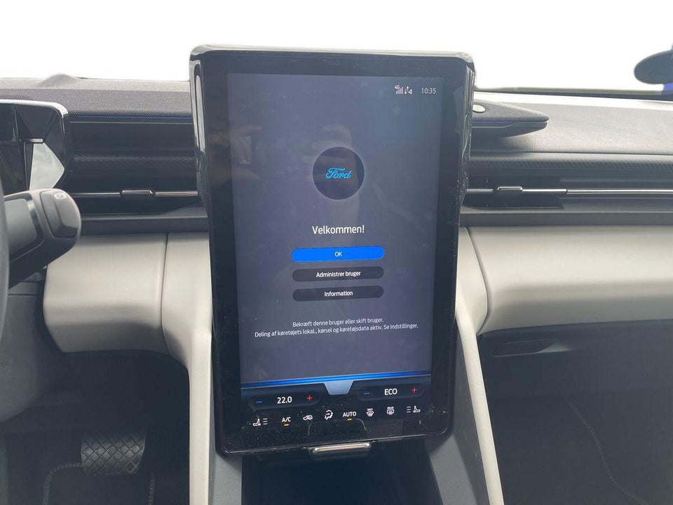 Ford Capri 84 Premium Extended Range AWD 5d