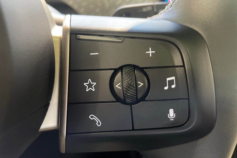 MINI Cooper SE Favoured Trim XL 3d