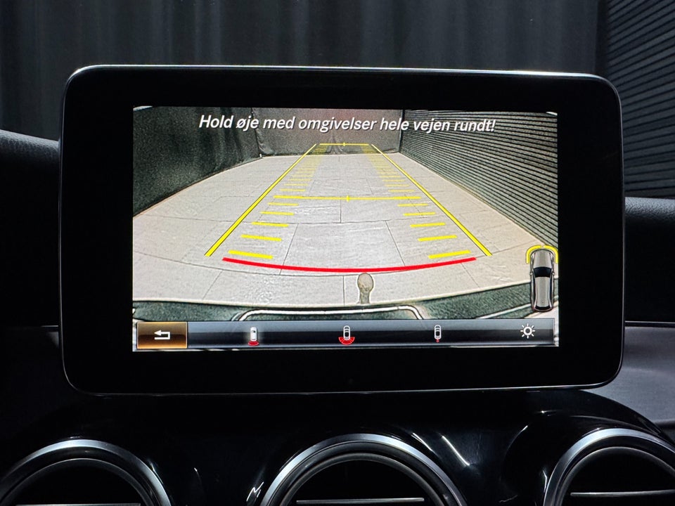 Mercedes C220 d 2,2 AMG Line stc. aut. 5d