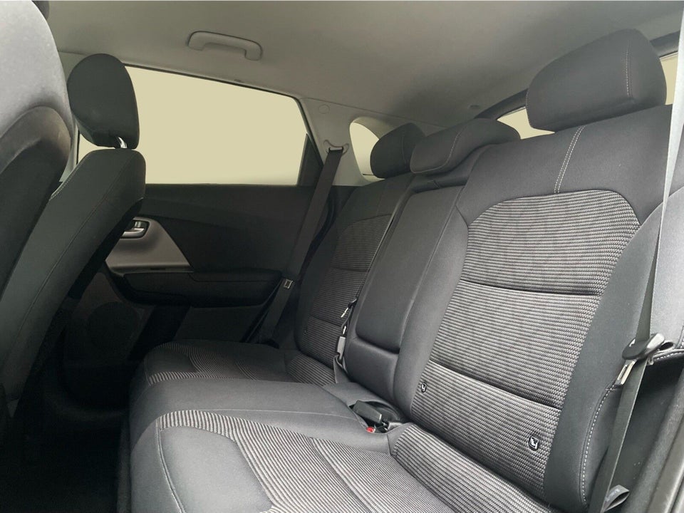 Kia Niro 1,6 HEV Attraction DCT 5d