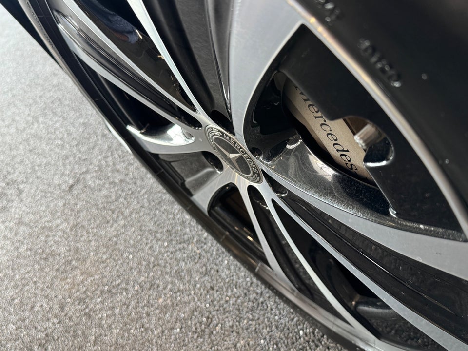 Mercedes E300 de 2,0 stc. aut. 4Matic 5d