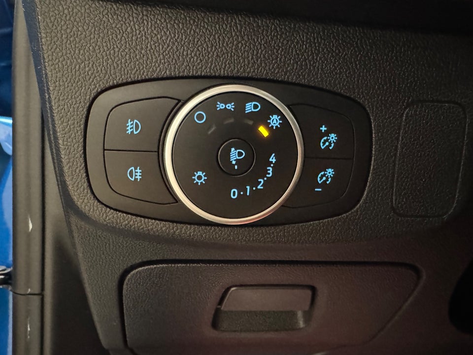 Ford Focus 1,5 EcoBlue Titanium stc. aut. 5d