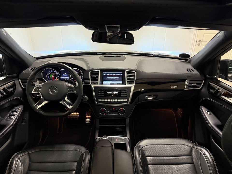 Mercedes ML63 5,5 AMG Performance aut. Van 5d