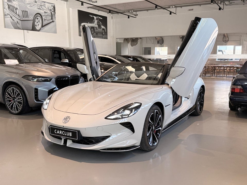 MG Cyberster GT Performance 2d