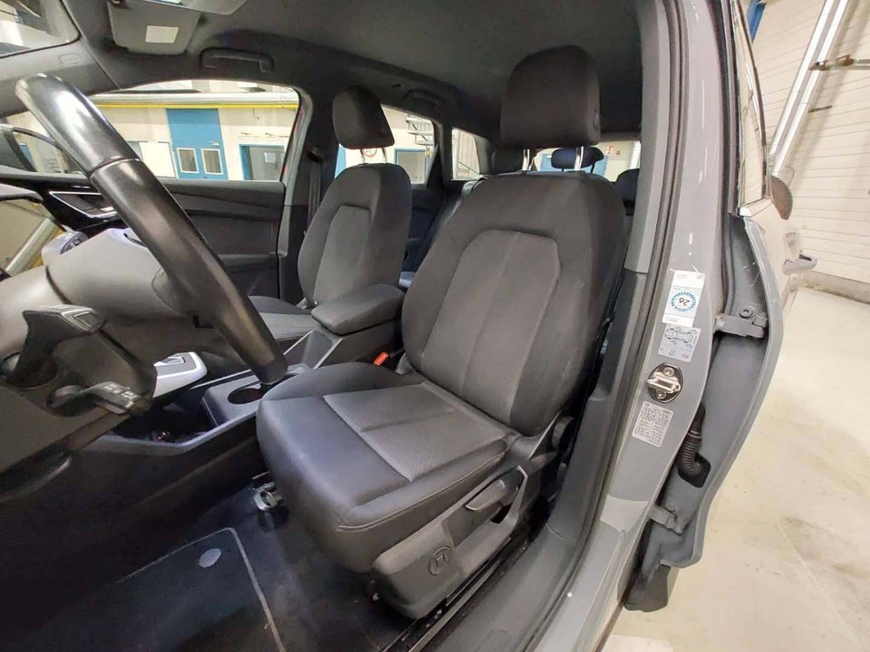 Audi Q4 e-tron 45  5d