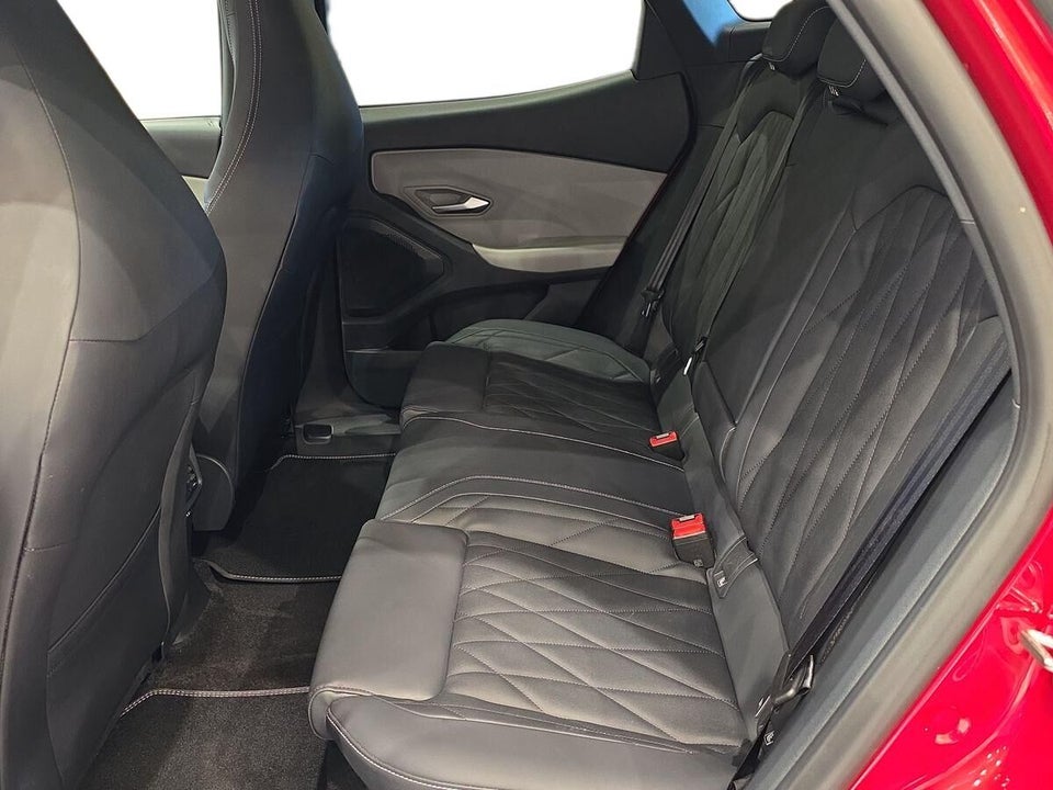 Ford Explorer 77 Premium Extended Range 5d