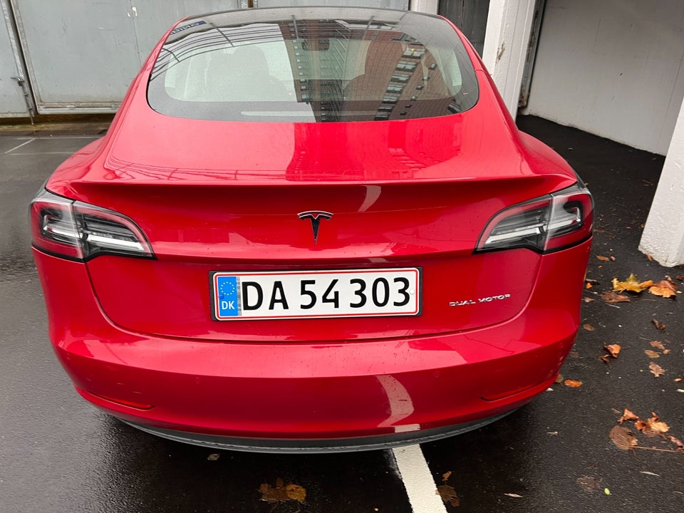 Tesla Model 3 Long Range AWD 4d