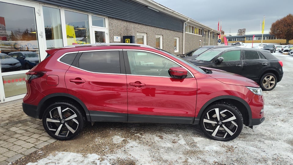 Nissan Qashqai 1,3 Dig-T 140 Tekna 5d