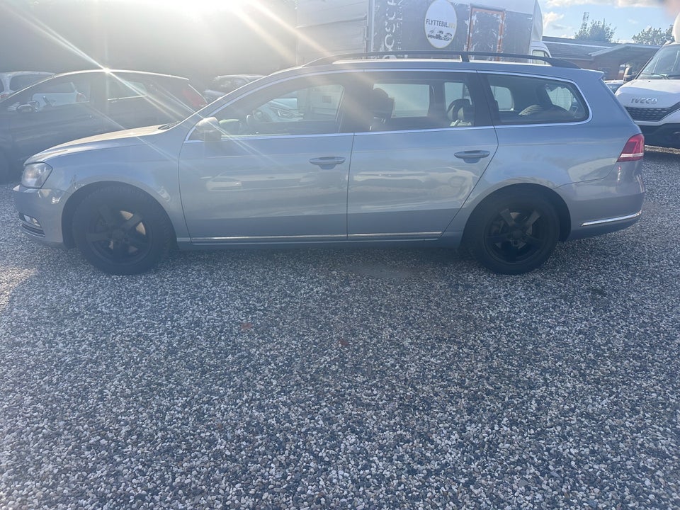 VW Passat 2,0 TDi 140 Comfortline Variant BMT 5d