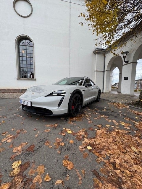 Porsche Taycan 4S Performance+ Cross Turismo 5d