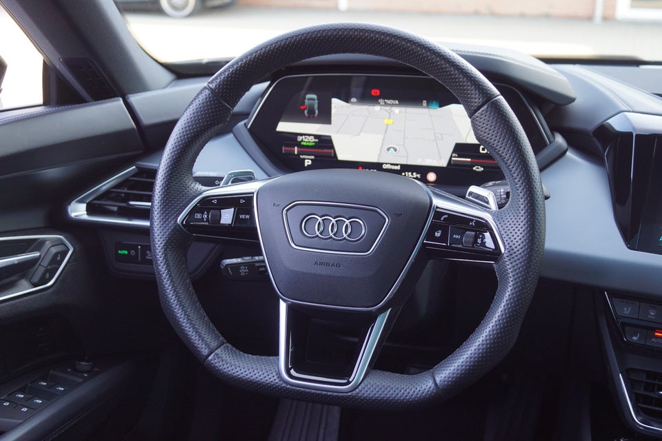 Audi e-tron GT quattro 4d