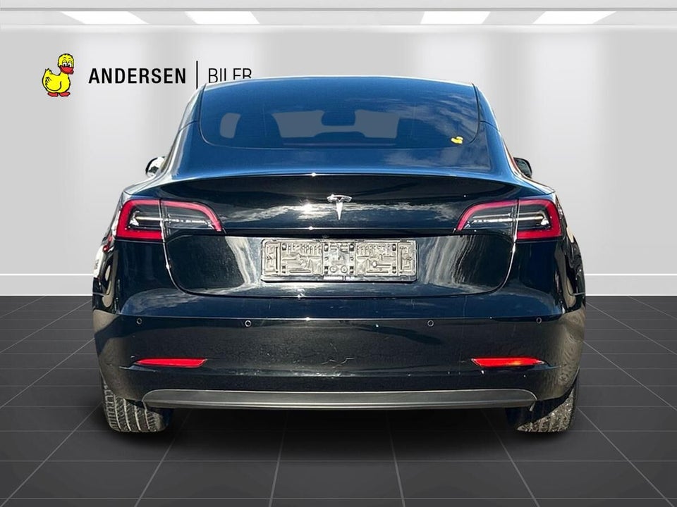 Tesla Model 3 RWD 4d