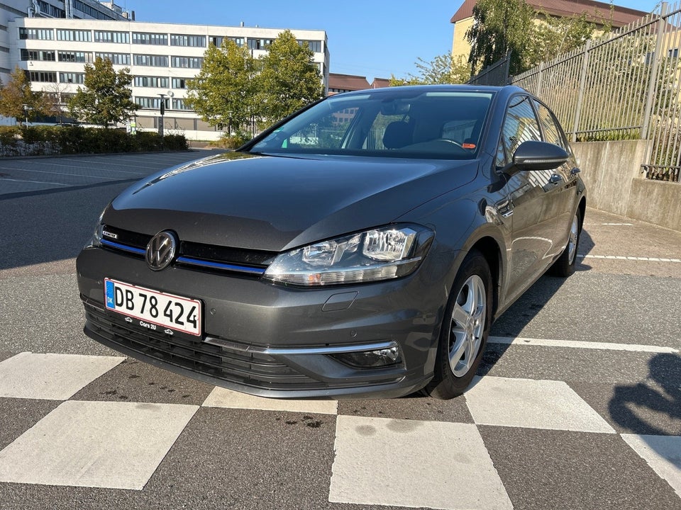 VW Golf VII 1,5 TSi 130 Comfortline 5d