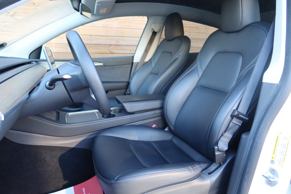 Tesla Model Y Long Range AWD 5d