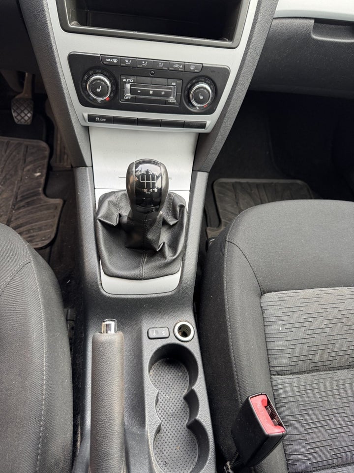 Skoda Octavia 1,4 TSi 122 Ambiente Combi 5d