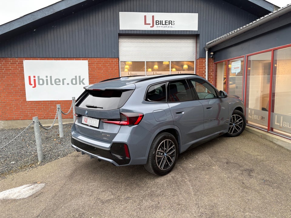 BMW iX1 eDrive20 M-Sport 5d