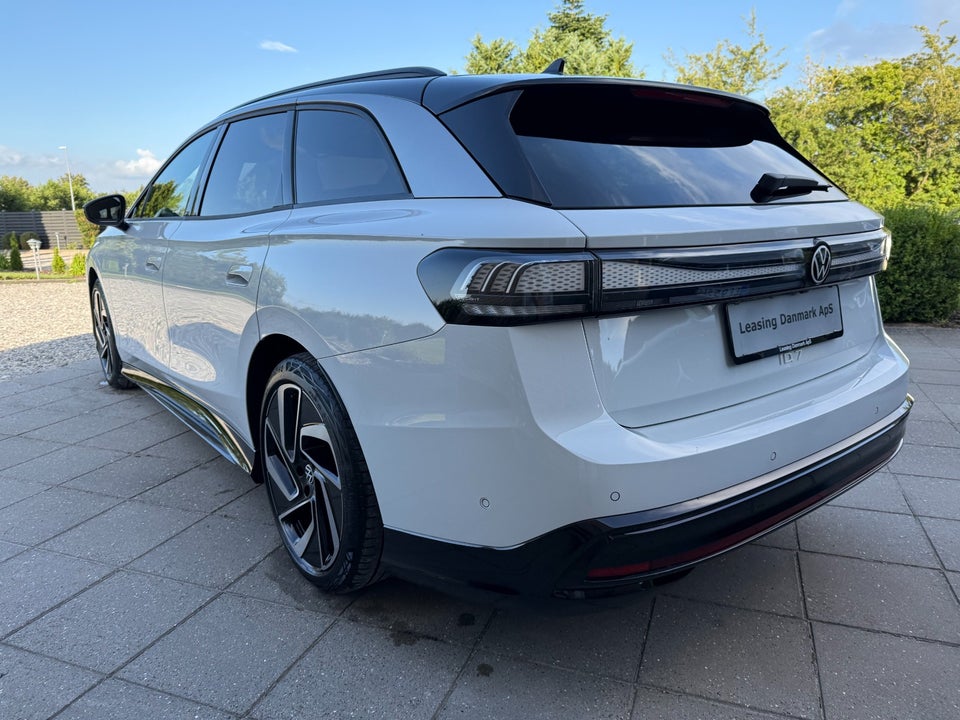 VW ID.7 77 Style Tourer 5d