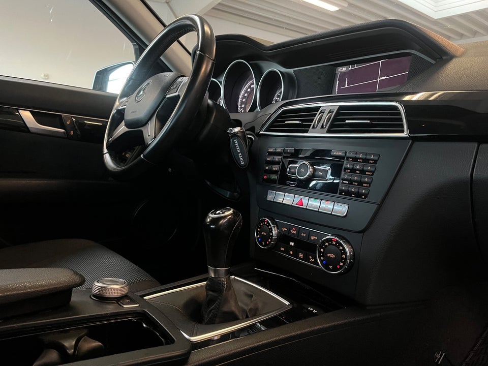 Mercedes C180 1,8 Elegance stc. BE 5d