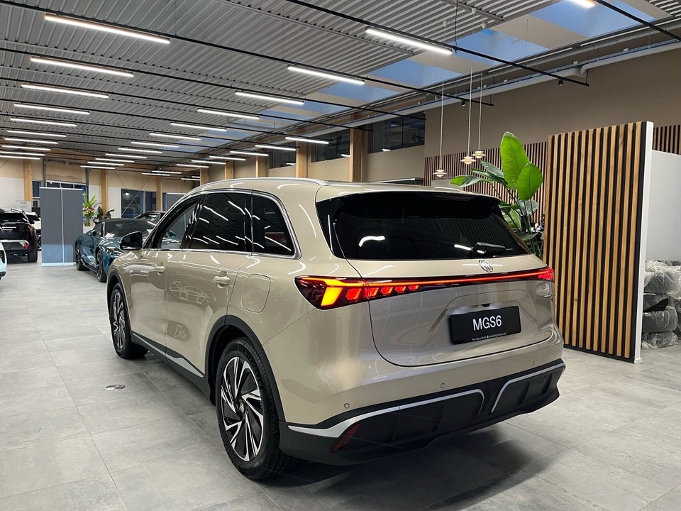 MG MGS6 77 Luxury Long Rang 5d