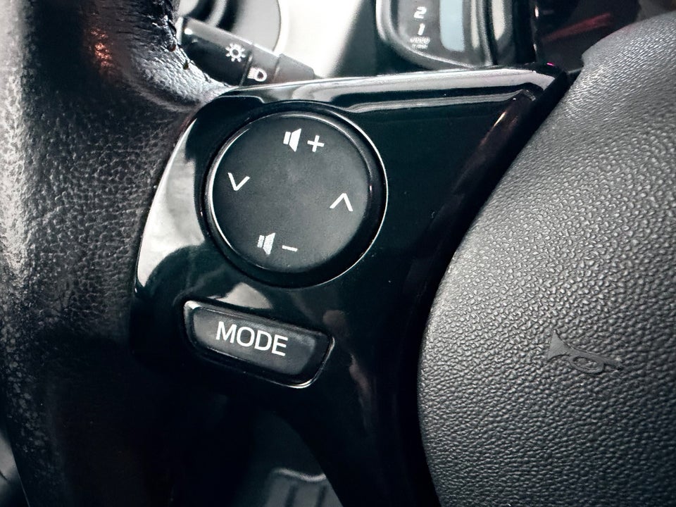 Peugeot 108 1,0 e-VTi 69 Edition 5d