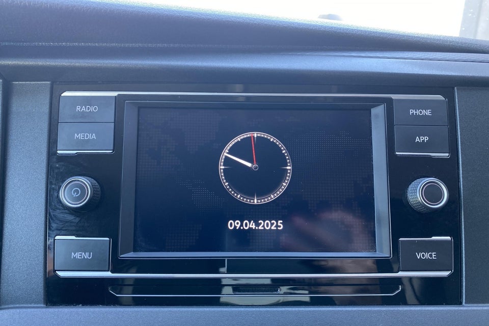 VW Transporter 2,0 TDi 150 Kassevogn DSG lang