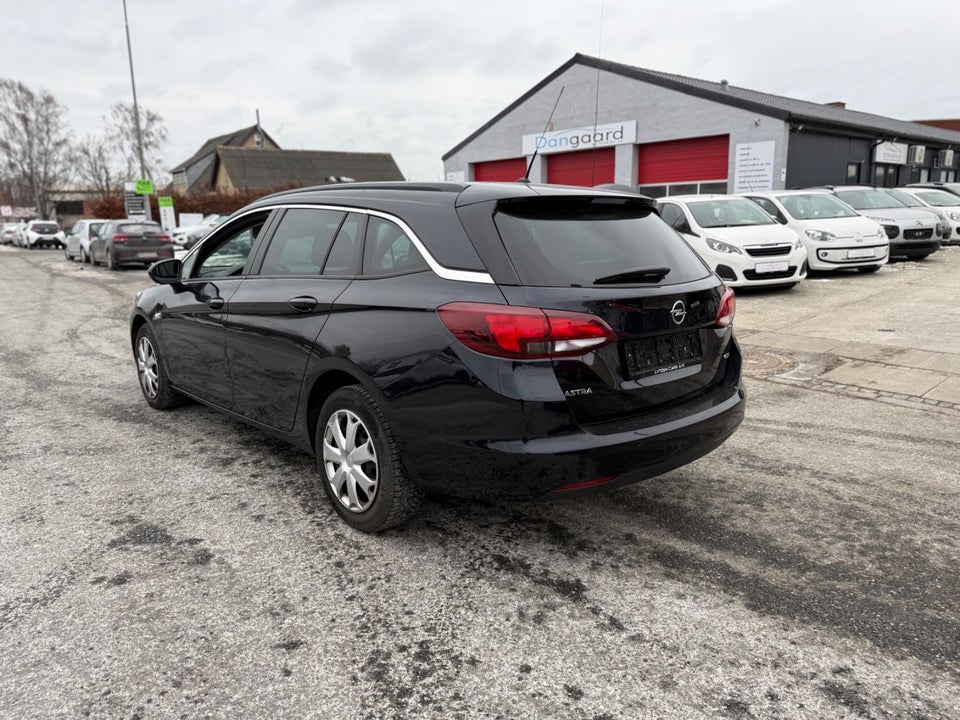Opel Astra 1,6 CDTi 136 Enjoy Sports Tourer 5d