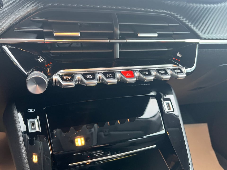 Peugeot 208 1,2 PureTech 100 Active Pack EAT8 5d