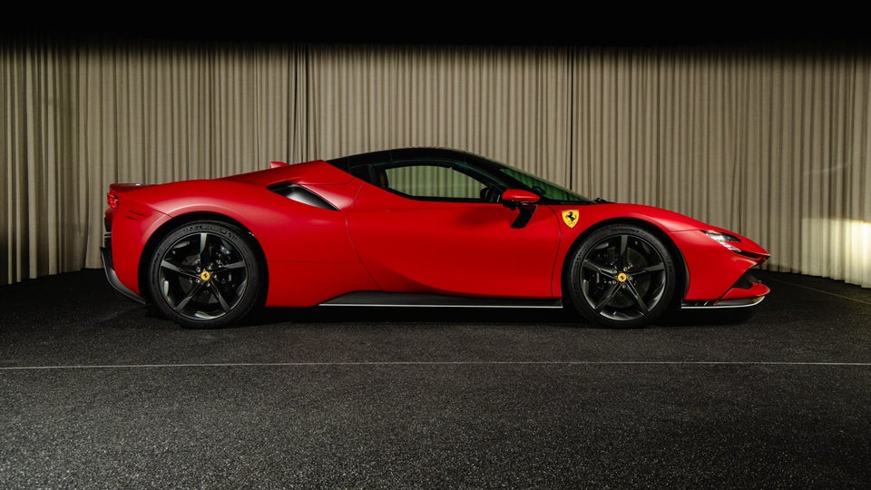 Ferrari SF90 Spider 4,0 DCT 2d