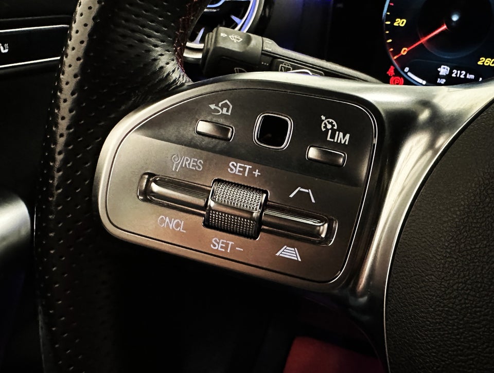 Mercedes A200 d 2,0 AMG Line aut. 5d