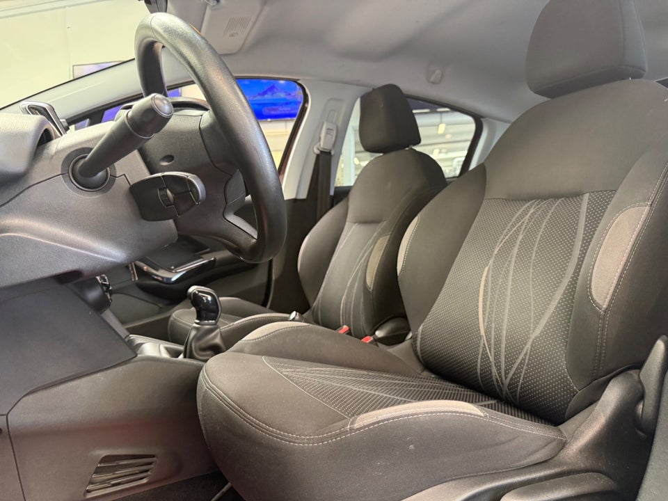 Peugeot 208 1,2 VTi Active 5d