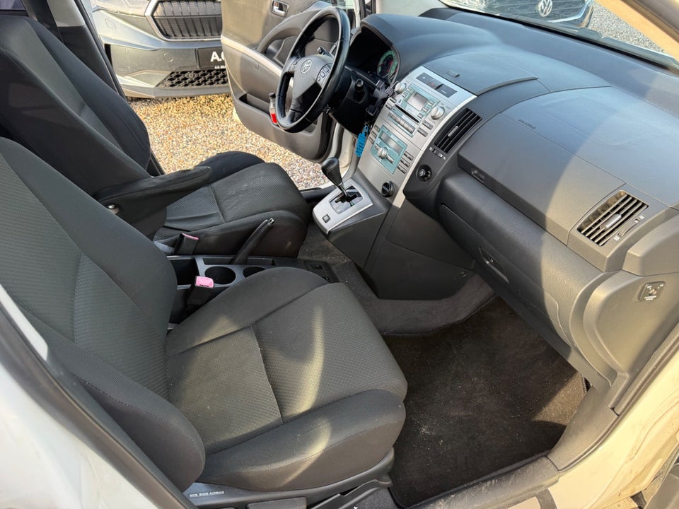 Toyota Corolla Sportsvan 1,8 Sol MMT 5d