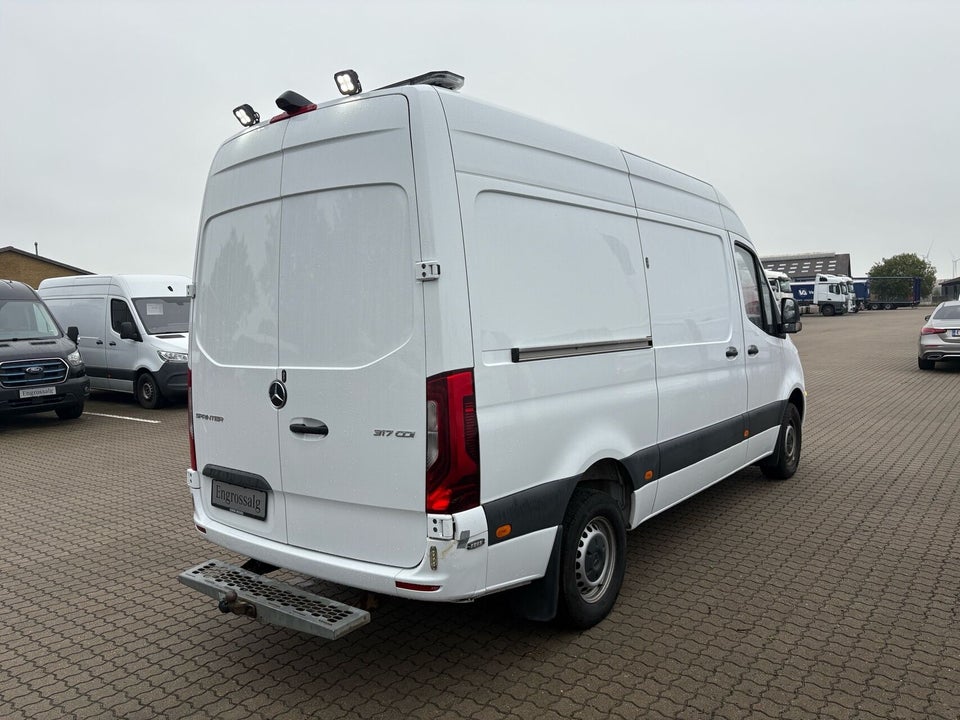 Mercedes Sprinter 317 2,0 CDi A2 Kassevogn aut. RWD
