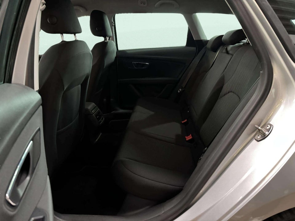 Seat Leon 1,6 TDi 110 Style DSG 5d