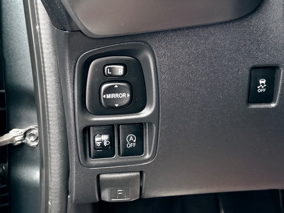 Toyota Aygo 1,0 VVT-i x-press 5d