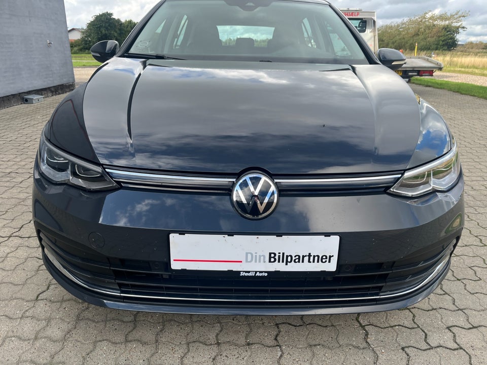 VW Golf VIII 1,4 eHybrid DSG 5d