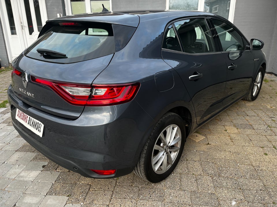 Renault Megane IV 1,2 TCe 100 Zen 5d