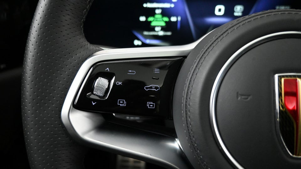 Hongqi E-HS9 99 Premium 5d