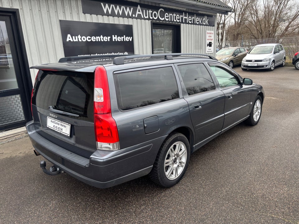 Volvo V70 2,4 170 5d