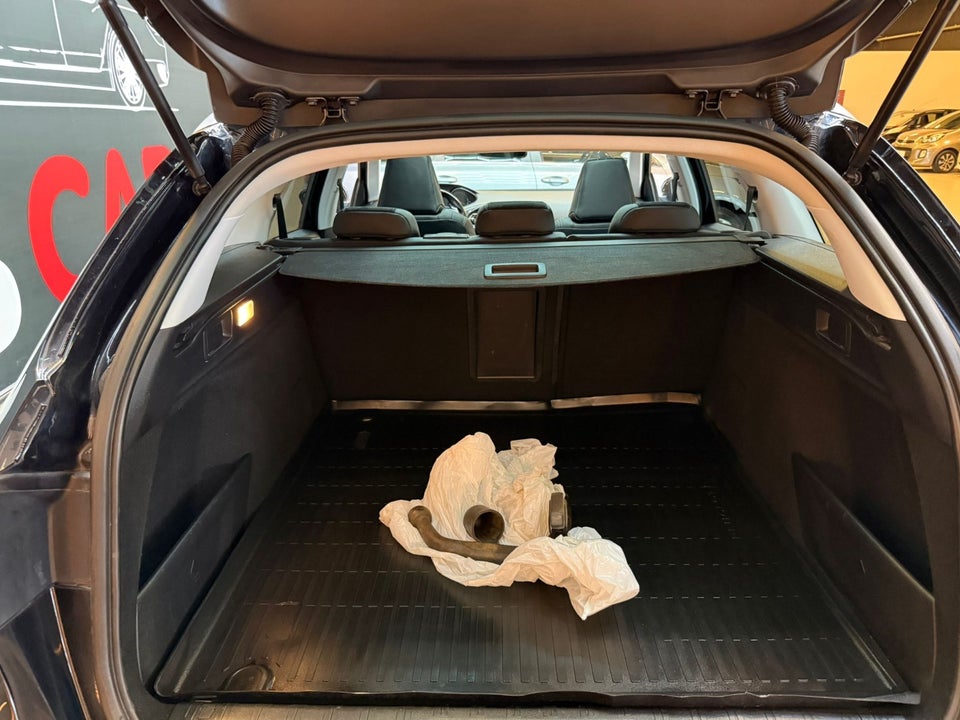 Peugeot 308 1,6 BlueHDi 120 Allure Sky SW EAT6 5d