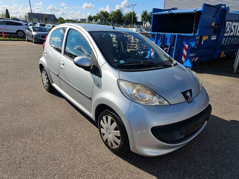 Peugeot 107 1,0 Comfort 5d